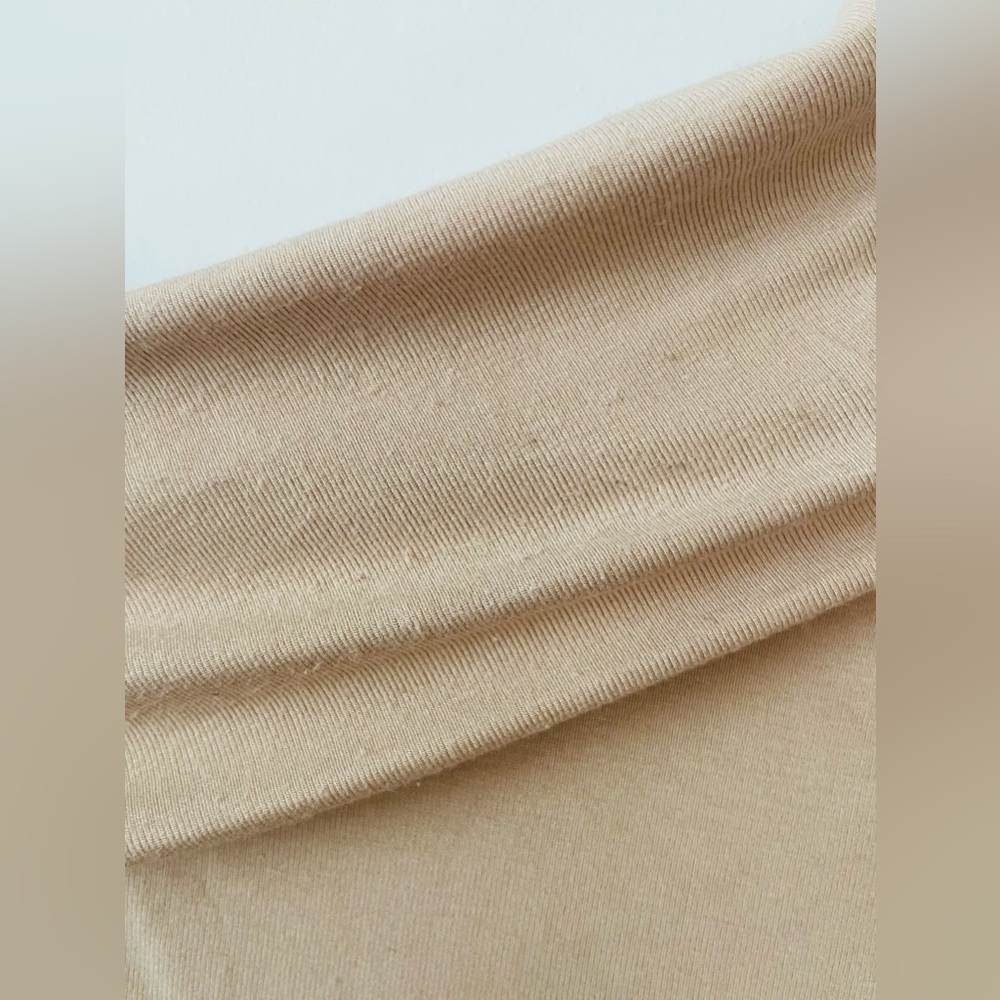 DARONG Women's Beige Off-Shoulder, Long-Sleeve, Ruched Crop Top. Size: Small. - Picture 11 of 11